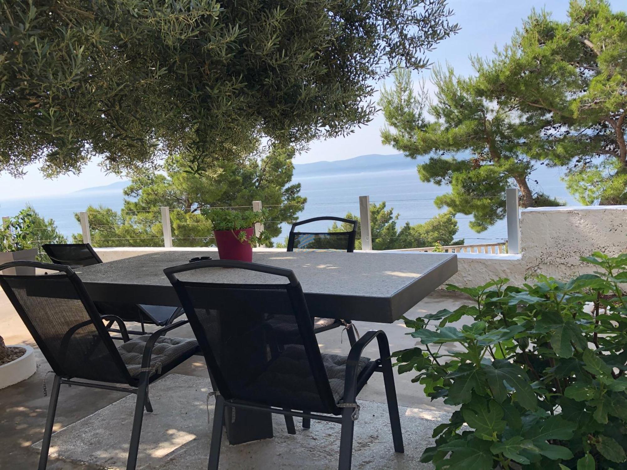 Apartmani Milka I Jozo Omis Bilik gambar