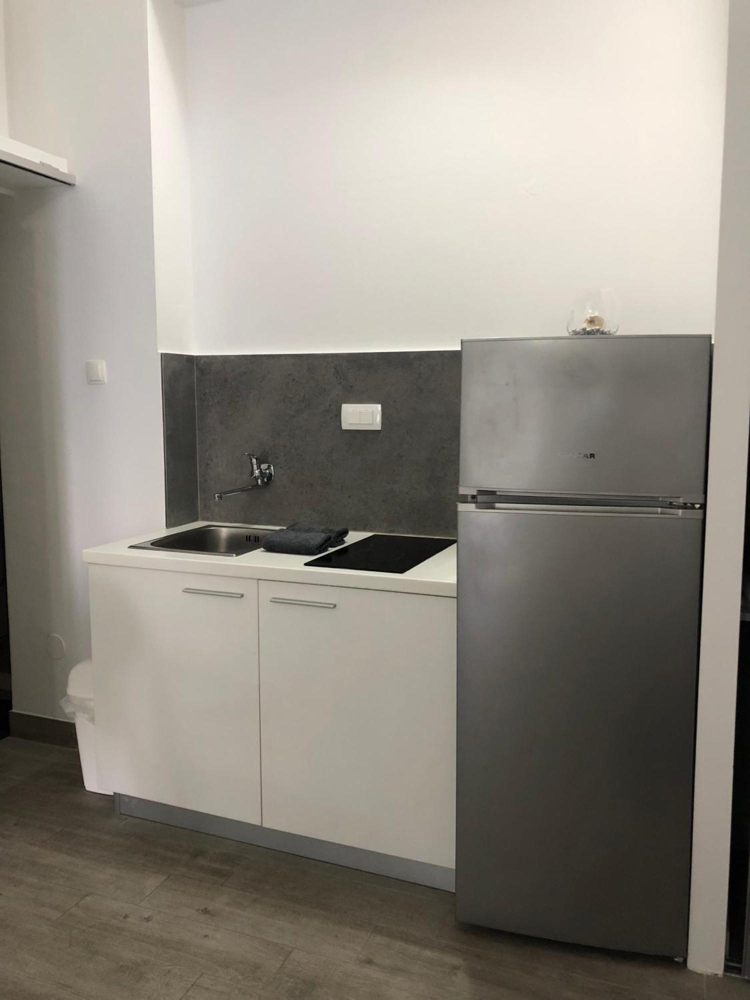 Apartmani Milka I Jozo Omis Bilik gambar