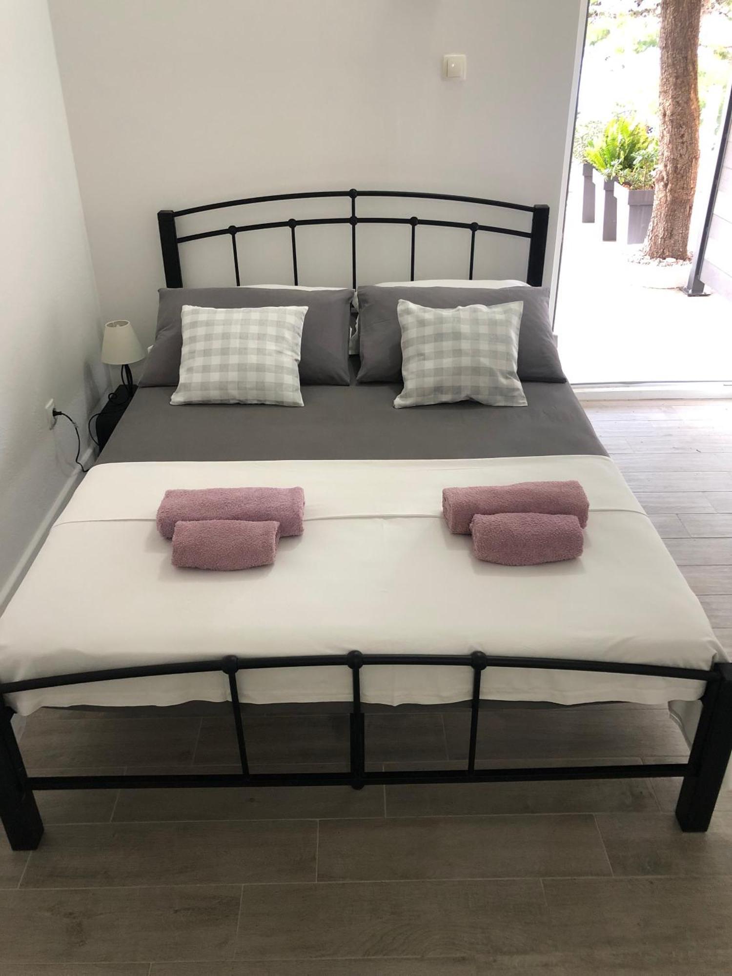 Apartmani Milka I Jozo Omis Bilik gambar