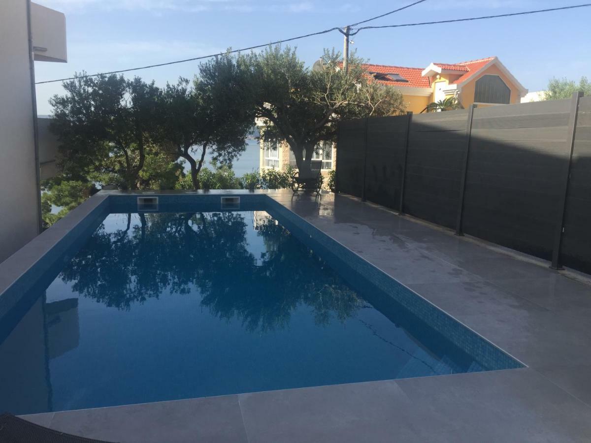 Apartmani Milka I Jozo Omis Luaran gambar