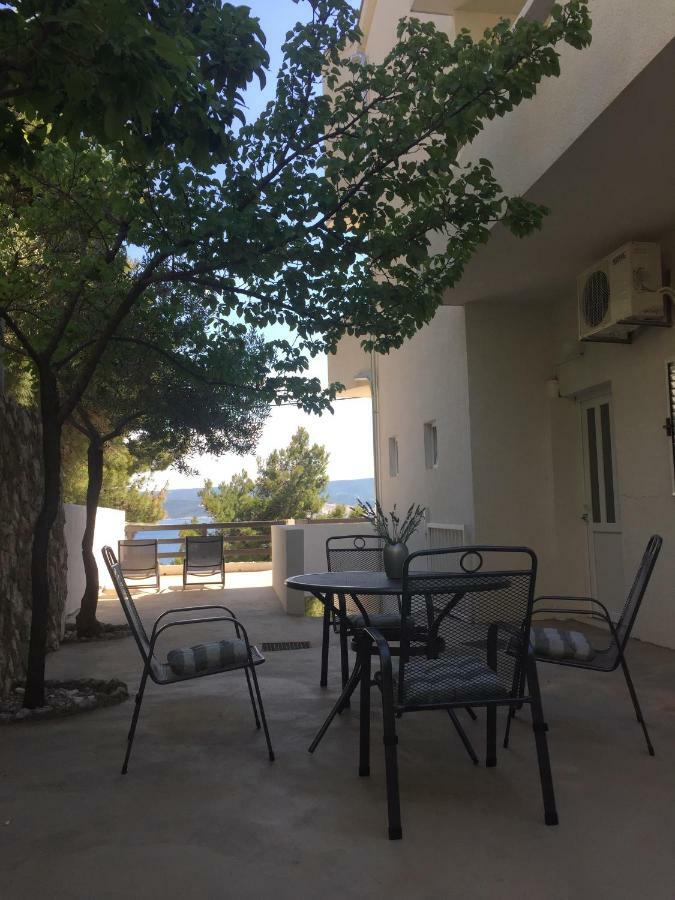 Apartmani Milka I Jozo Omis Luaran gambar